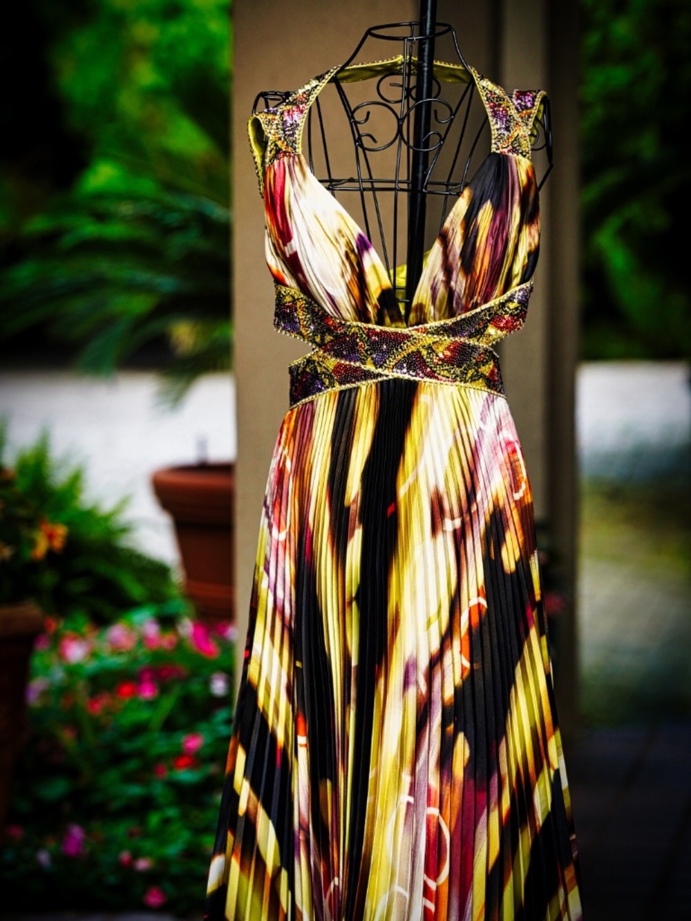 Jovani 42717 Multicolor Pleated Halter Prom/Evening Gown Size 6